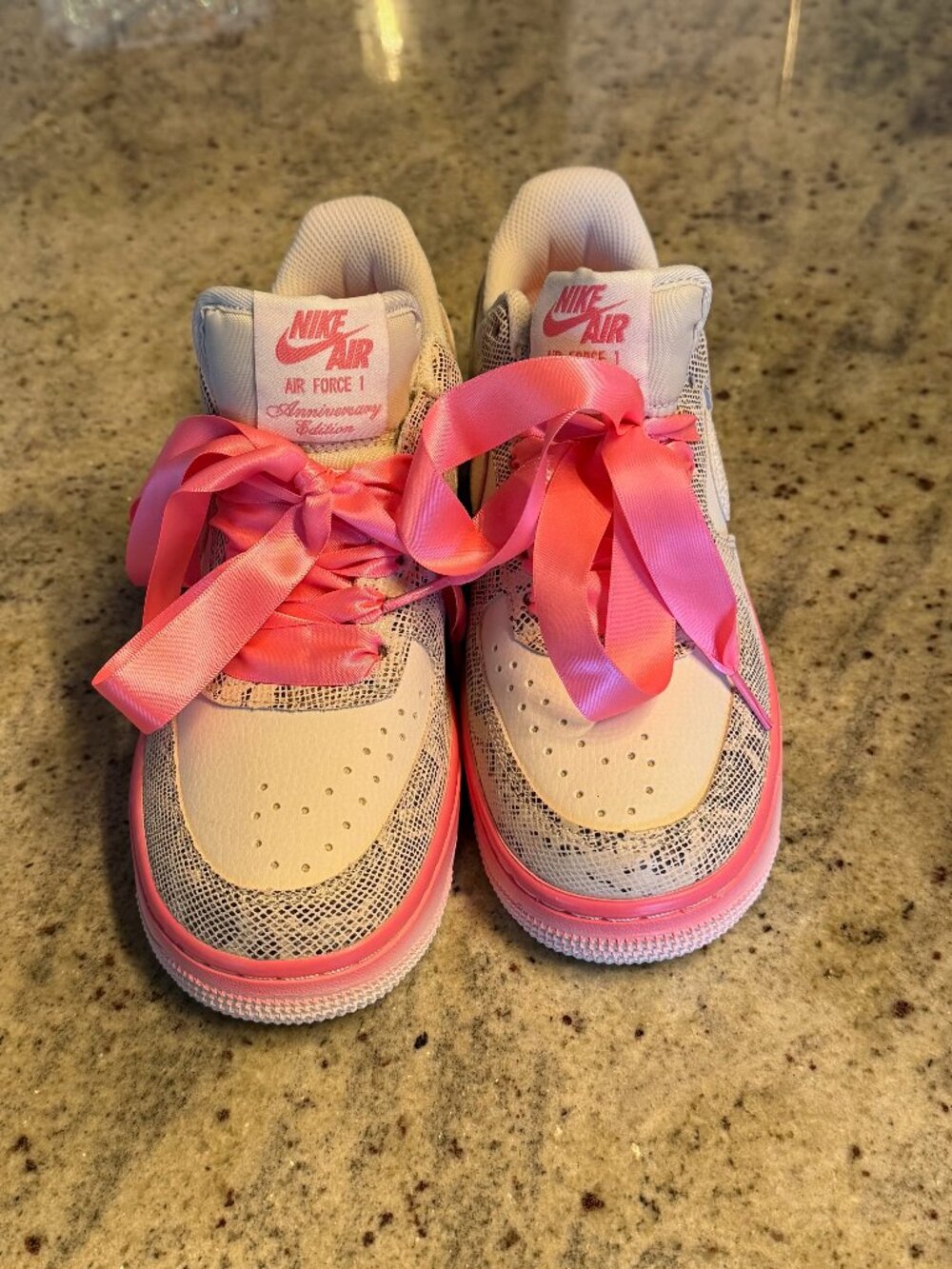 NIKE Air Force 1 Snakeskin Pink/White/Gray DV1031-030 40th Anniversary Edition